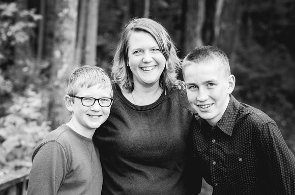 Family Portrait Photographer - Hartford, WI Photography