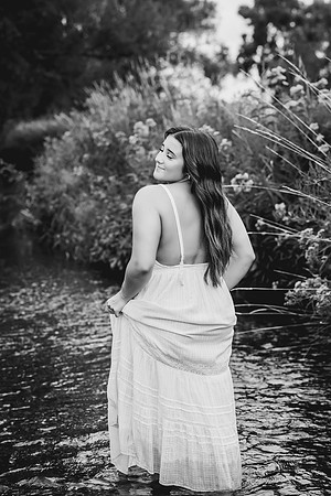 High School Senior Portrait, Family Portrait, Photographer - Hartford, WI Photography