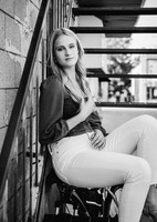 High School Senior Portrait, Family Portrait, Photographer - Hartford, WI Photography